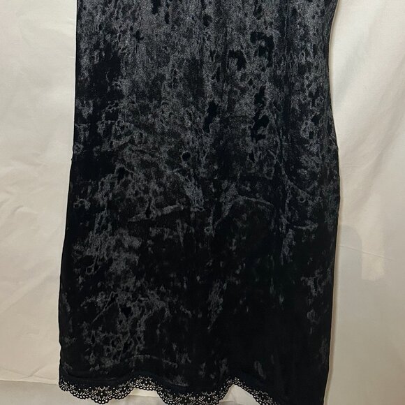 NEW Black velvet and lace mini dress - Picture 4 of 4